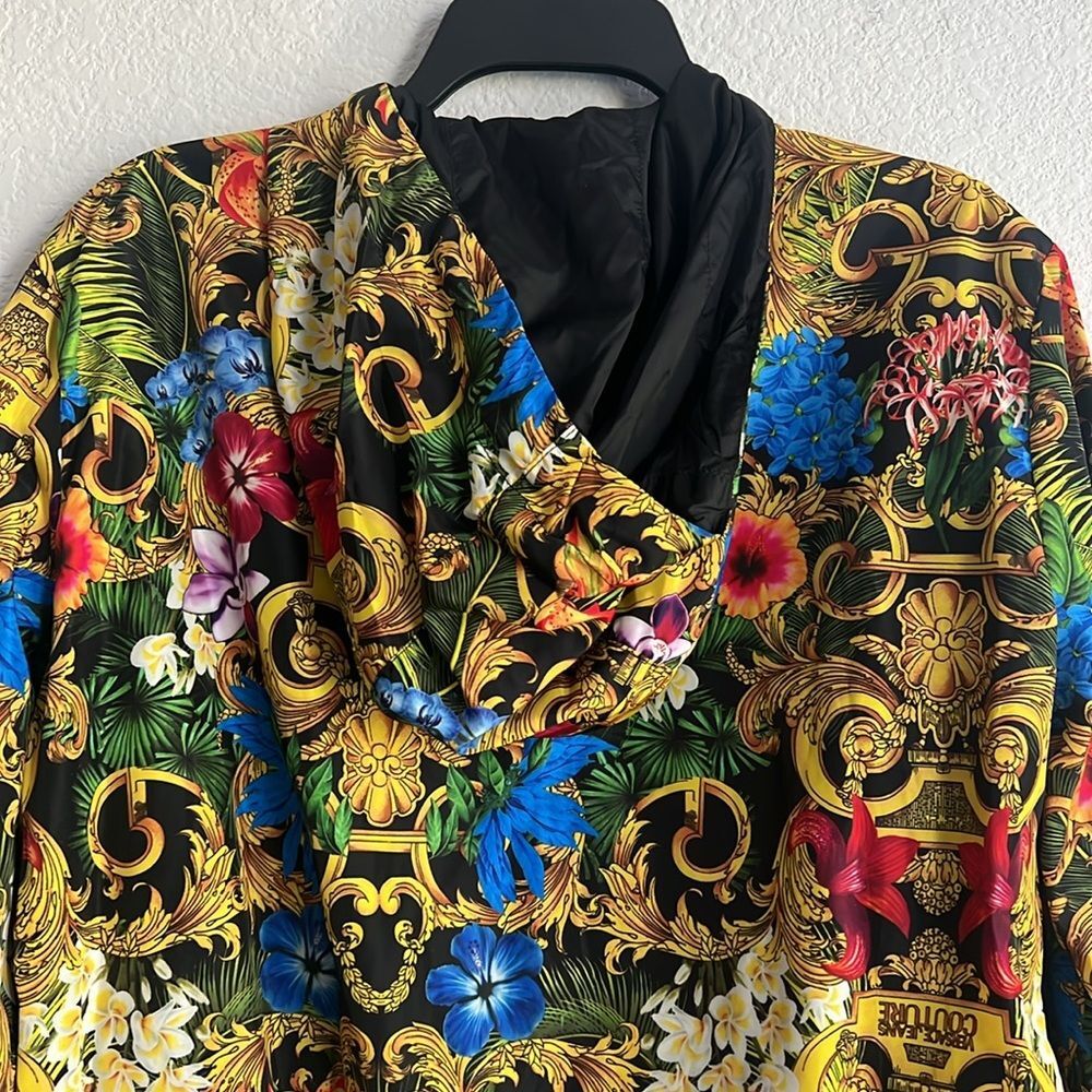 Versace Jeans Couture Jungle Baroque Printed Windbreaker Jacket, New, Size 44 - Picture 7 of 12